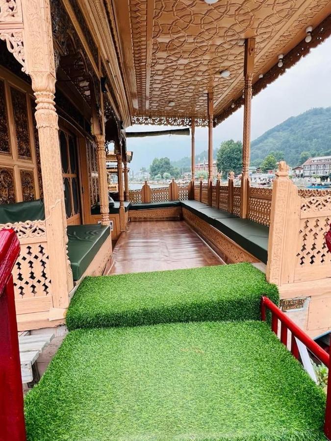 Hotel Hayat Group Of Houseboats Srīnagar Exterior foto